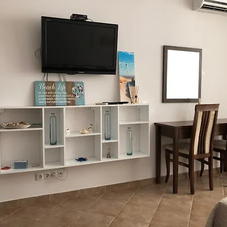 Studio In Green Life سوزوبول
